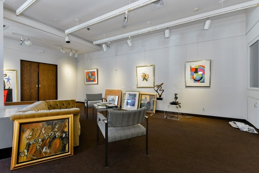 290 Dartmouth Street, Boston, MA 02116